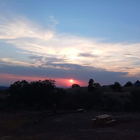 Campground At Sequoia Mountain Farms - Bring Your Own Tent Or Rv - No Bedrooms Or Beds Provided Miramonte المظهر الخارجي الصورة