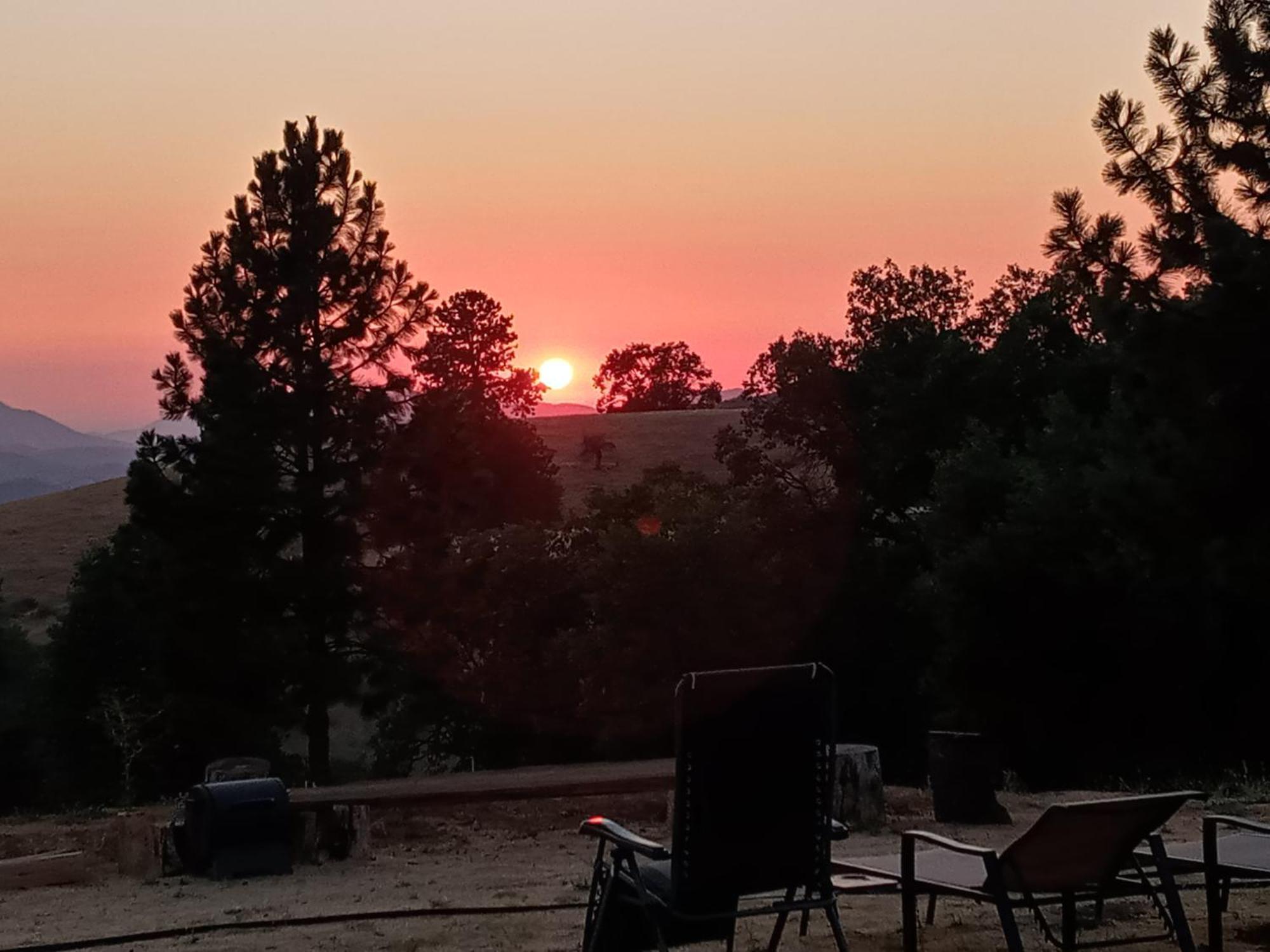 Campground At Sequoia Mountain Farms - Bring Your Own Tent Or Rv - No Bedrooms Or Beds Provided Miramonte المظهر الخارجي الصورة
