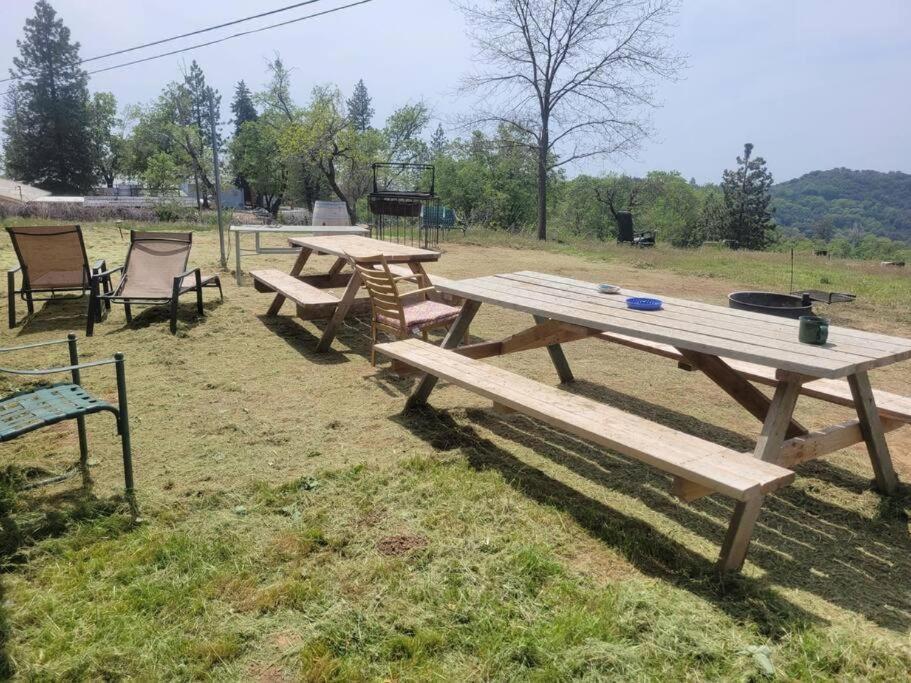 Campground At Sequoia Mountain Farms - Bring Your Own Tent Or Rv - No Bedrooms Or Beds Provided Miramonte المظهر الخارجي الصورة