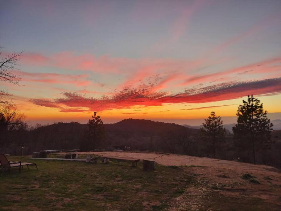 Campground At Sequoia Mountain Farms - Bring Your Own Tent Or Rv - No Bedrooms Or Beds Provided Miramonte المظهر الخارجي الصورة